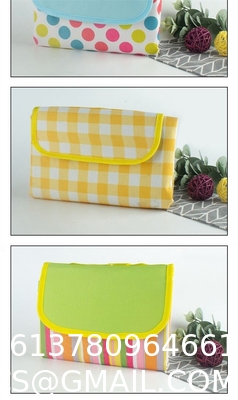 Camping Picnic Mat, Beach Blanket 78''×81'' 4-7 Adults Oversized Lightweight Waterproof Sandproof Large Picnic Mat