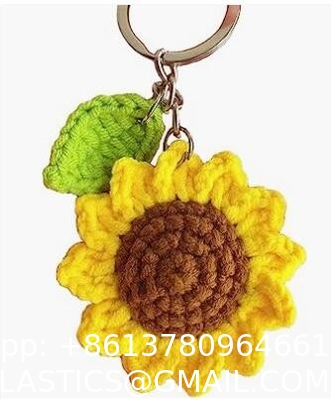 Beginner Crochet Kit - Hand-Crochet, Decorative Keychain, Crochet Kit for Beginners with Step-by-Step Instruction