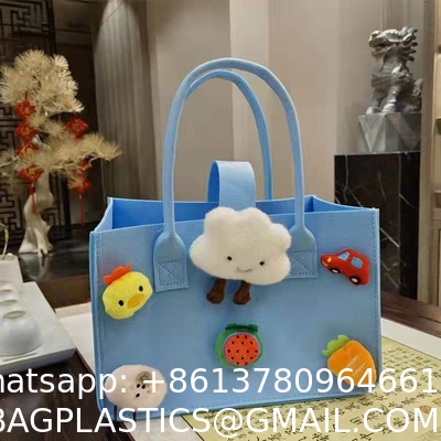 Cartoon Travel Bag Gift Handbag Baby Accompanying Hand Gift Box One-year-old Hundred Day Banquet Felt Handbag