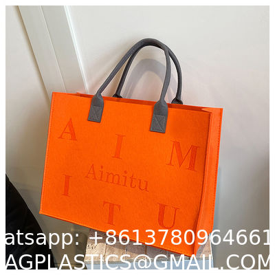 Portable Promotion Custom Printed Logo Felt Tote Bag Handbags Wool Felt Grocery Shopping Tote Bag Wholesale Fashion Women Daily Felt Gift Tote Bag With Outer Pocket