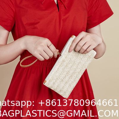 Womens Straw Clutch Bag Bohemian Summer Beach Straw Purse Zipper Wristlet Wallets For Women Clutch Makeup Bag with Zipper Durable Logo Pattern Flat Bag for Outdoor Activities