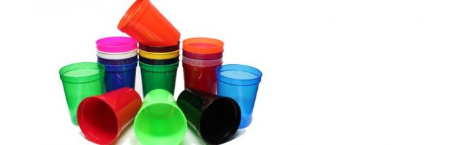 16oz reusable plastic stadium cups in assorted colors for any party theme.  Or buy one color in bulk
