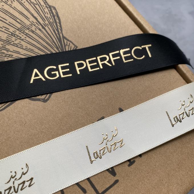 Lo spostamento di regalo di lusso ha personalizzato la stagnola di oro 3D impressa stampata con Logo Custom Satin Ribbon 4