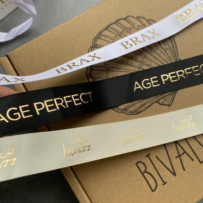 Lo spostamento di regalo di lusso ha personalizzato la stagnola di oro 3D impressa stampata con Logo Custom Satin Ribbon 5