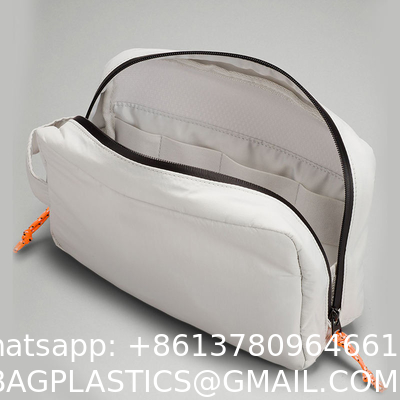 Customized Men Women Water-Resistant Case Organizer Portable Travel Toiletry Bag With Clear PVC Pouch
