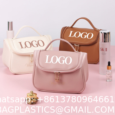 Customized New Arrival Luxury Portable Pu Large White Leather Travel Toiletry Storage Makeup Cosmetic Bags With Logo