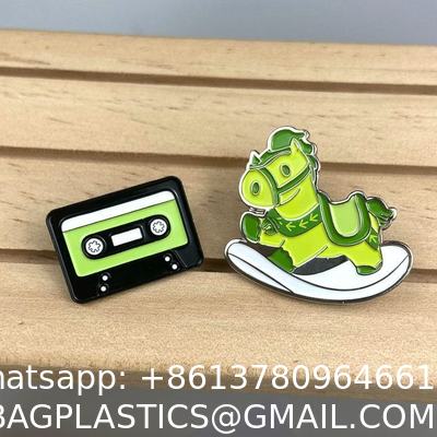 Manufacturer Custom Fashion Pins Metal Logo Badges Brooch Hard Soft Enamel Pins Lapel Pins For Clothes Decorative Hard Enamel Badge Fashion Jersey Decorative Lapel Pins for Clothes