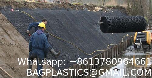 Mike Pads Reinforced Mike Mat Reinforced Three-Dimensional Mesh PVC Coated Hot Dipped Galvanized Galfan Reinforced Composite Geomat Erosion Control Mat Soil Stabilization Matting Mud Control Mats